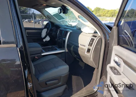 2017 Ram 1500 Big Horn 4X2 6'4 Box z USA, uszkodzony, nr VIN 1C6RR6GT6HS511669